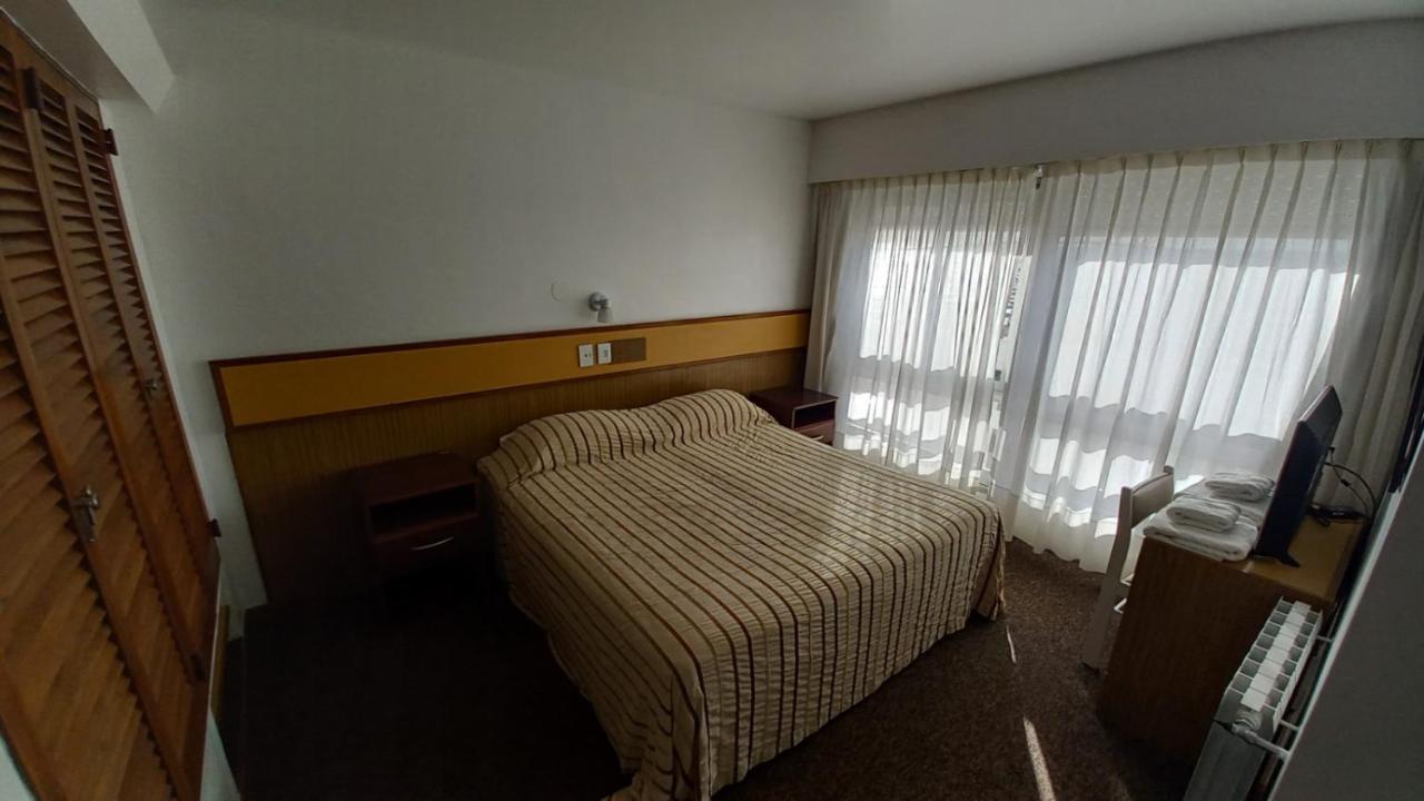 Costanera Hotel Puerto Madryn Kültér fotó