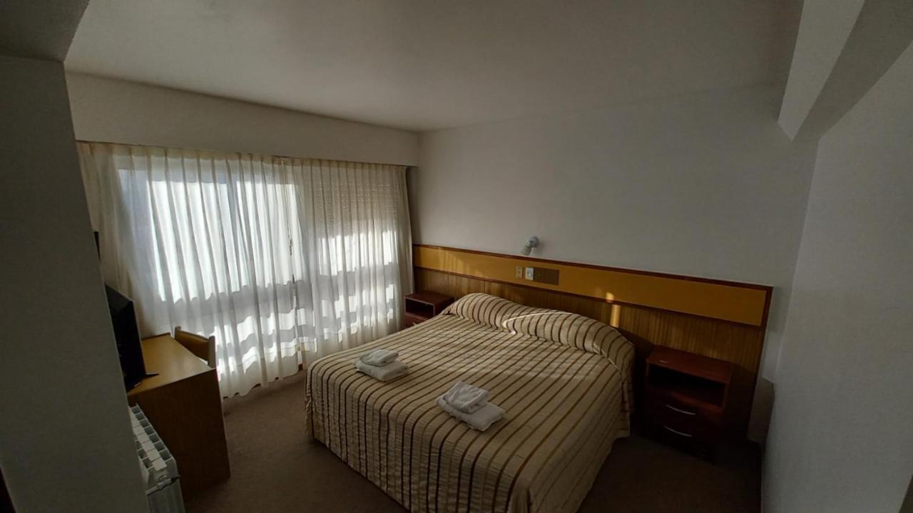 Costanera Hotel Puerto Madryn Kültér fotó