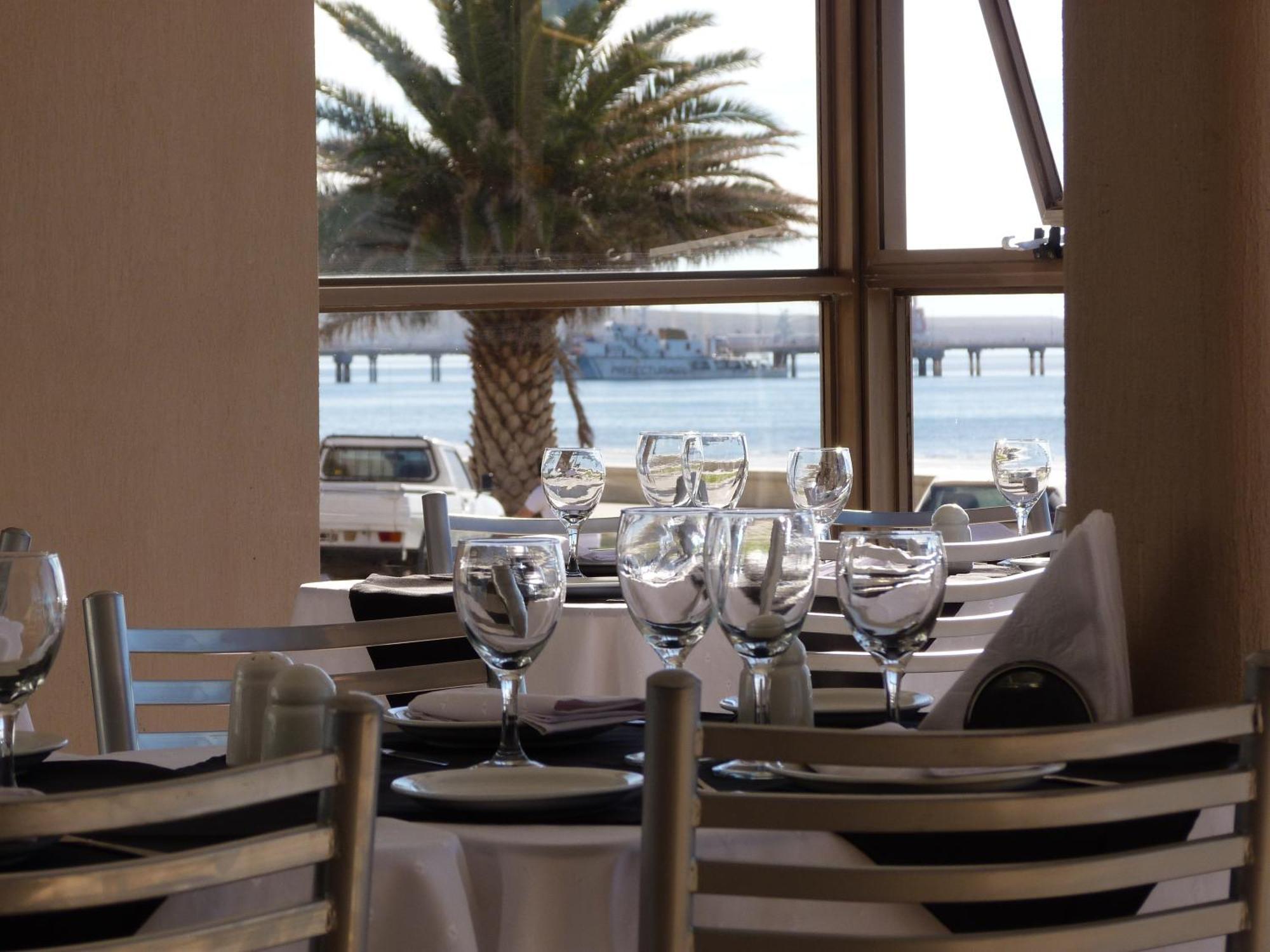 Costanera Hotel Puerto Madryn Kültér fotó