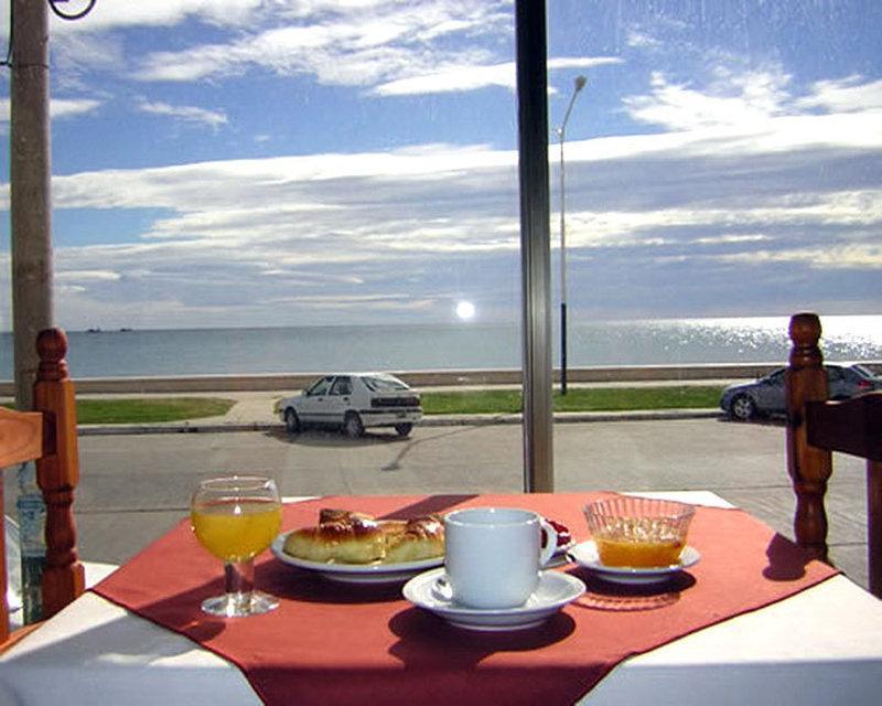 Costanera Hotel Puerto Madryn Kültér fotó